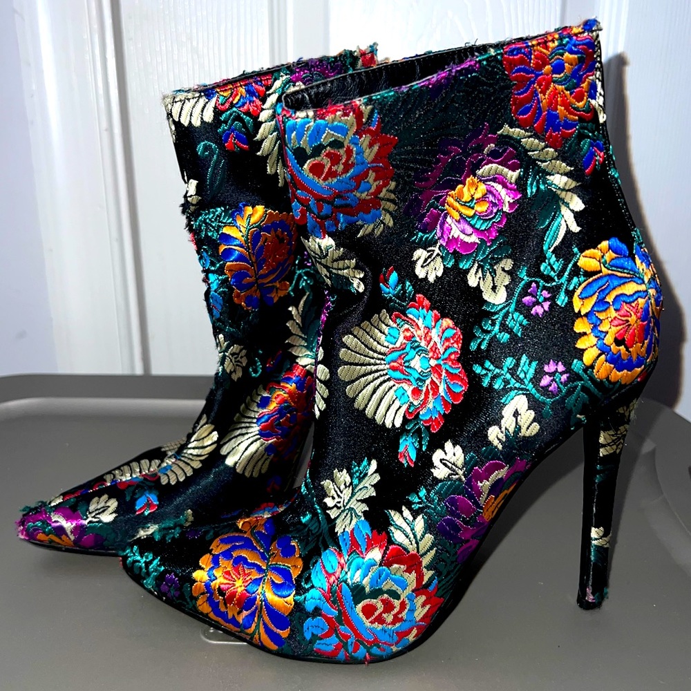 Just Fab Embroidery Booties